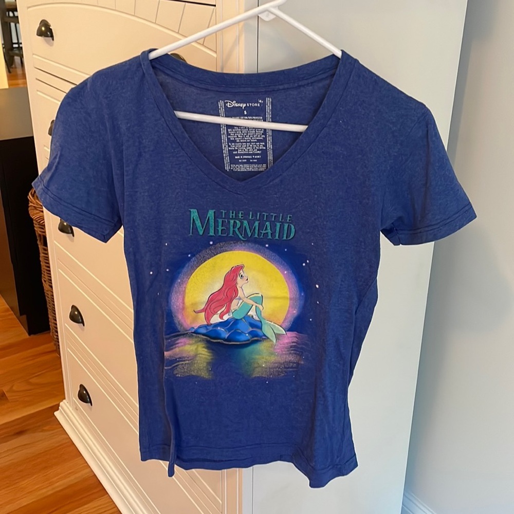 Authentic Disney Little Mermaid T shirt